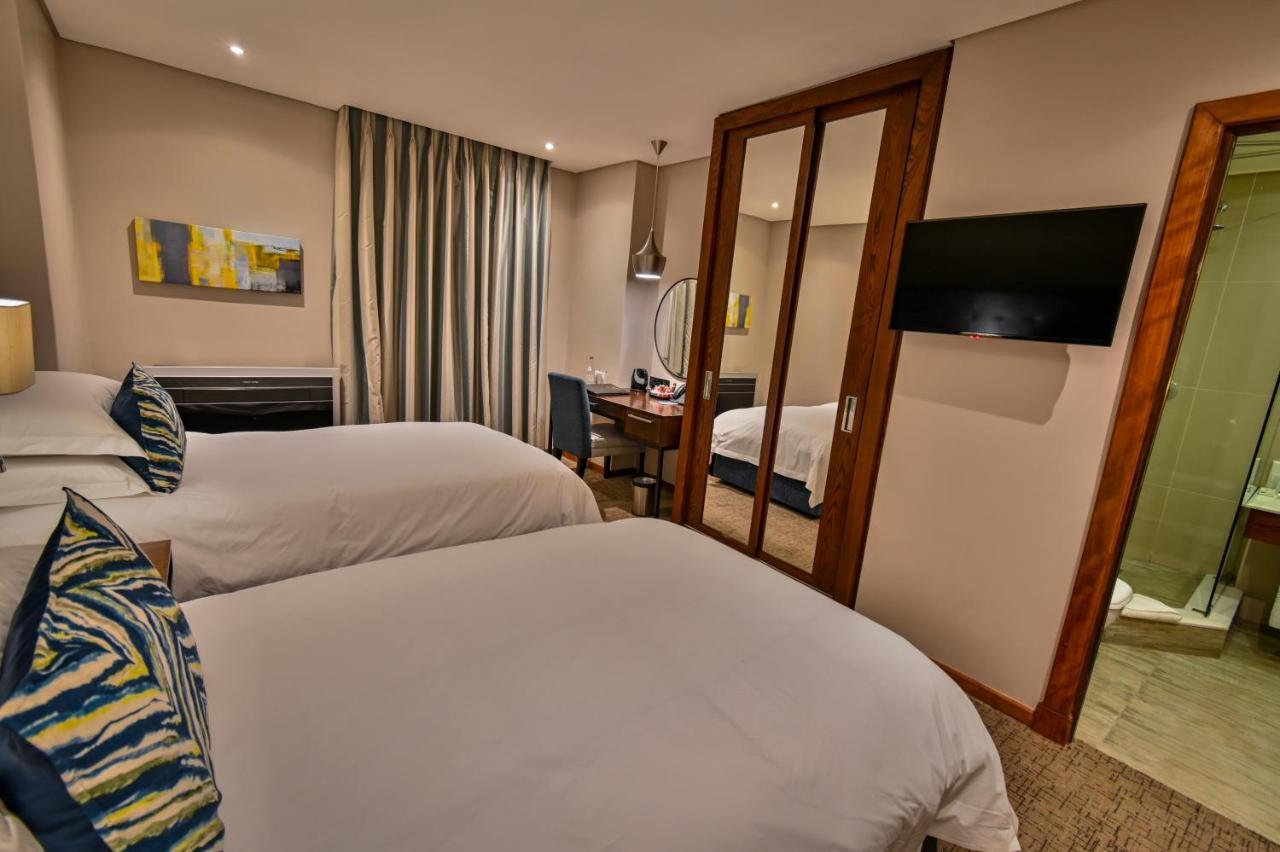 Premier Splendid Inn Блоемфонтейн Екстериор снимка
