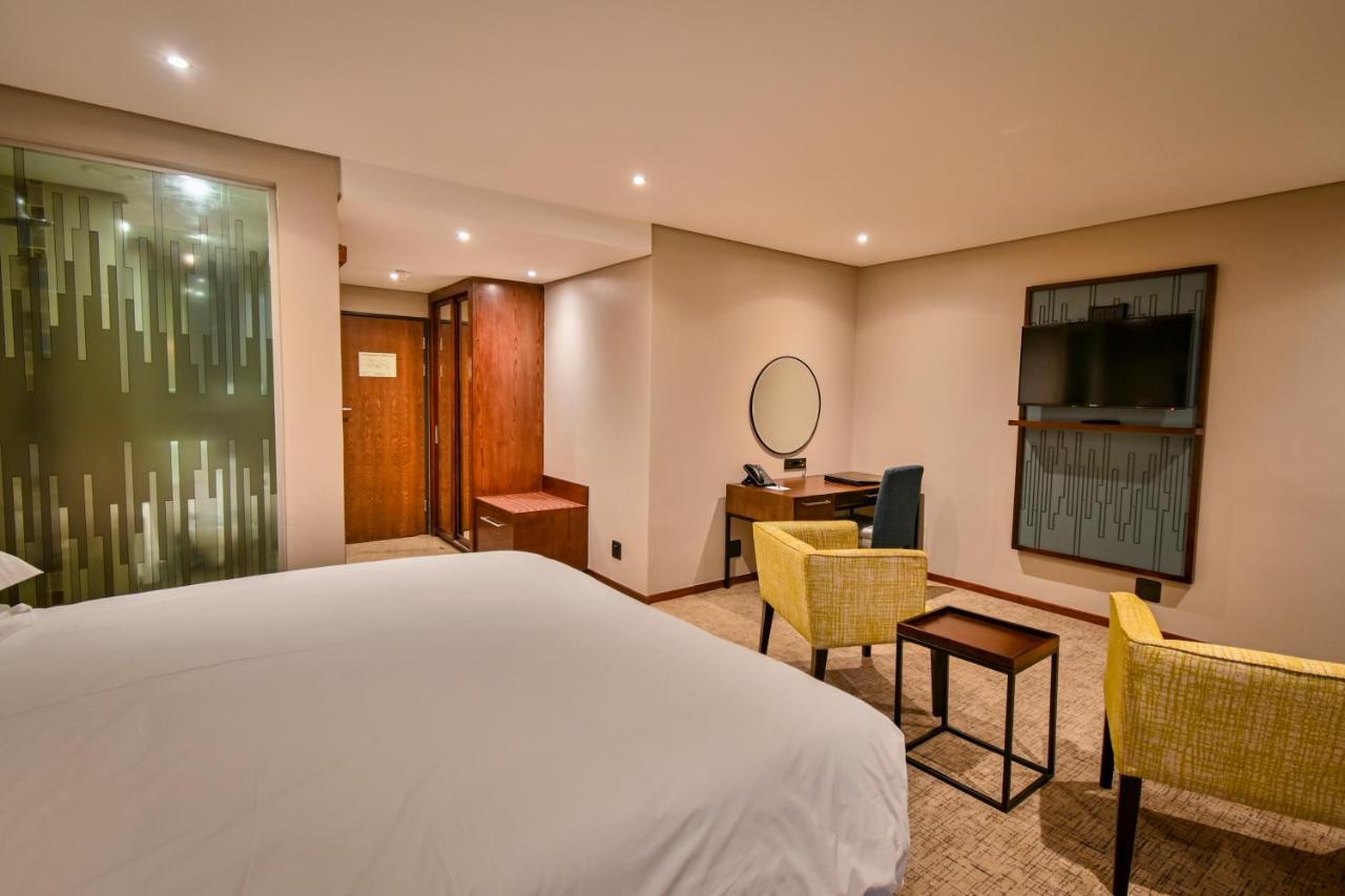 Premier Splendid Inn Блоемфонтейн Екстериор снимка